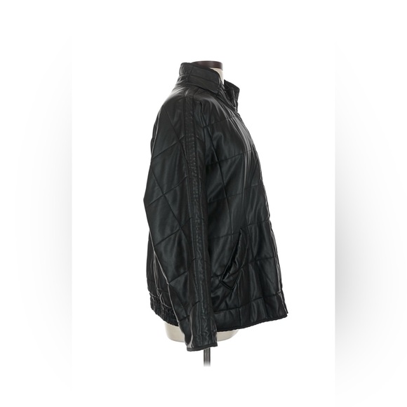 FREE PEOPLE We the Free Black Vegan Leather Quilted Dolman Jacket EUC Size Large - Picture 4 of 7